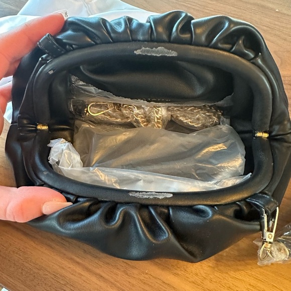 Understated Leather Black Vegan Clutch NWT - Picture 5 of 7